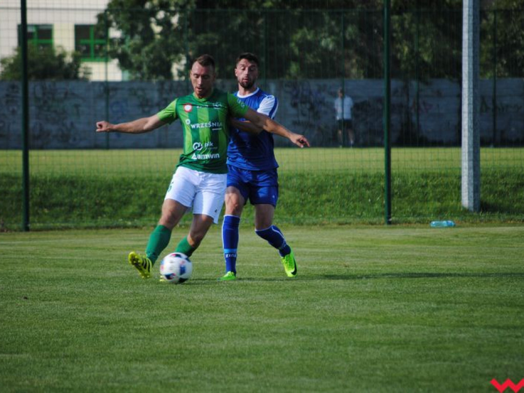 Komplet punktów Victorii w pojedynku z Białym Orłem, kluczowy zawodnik wrześnian z chęcią opuszczenia klubu (galeria)