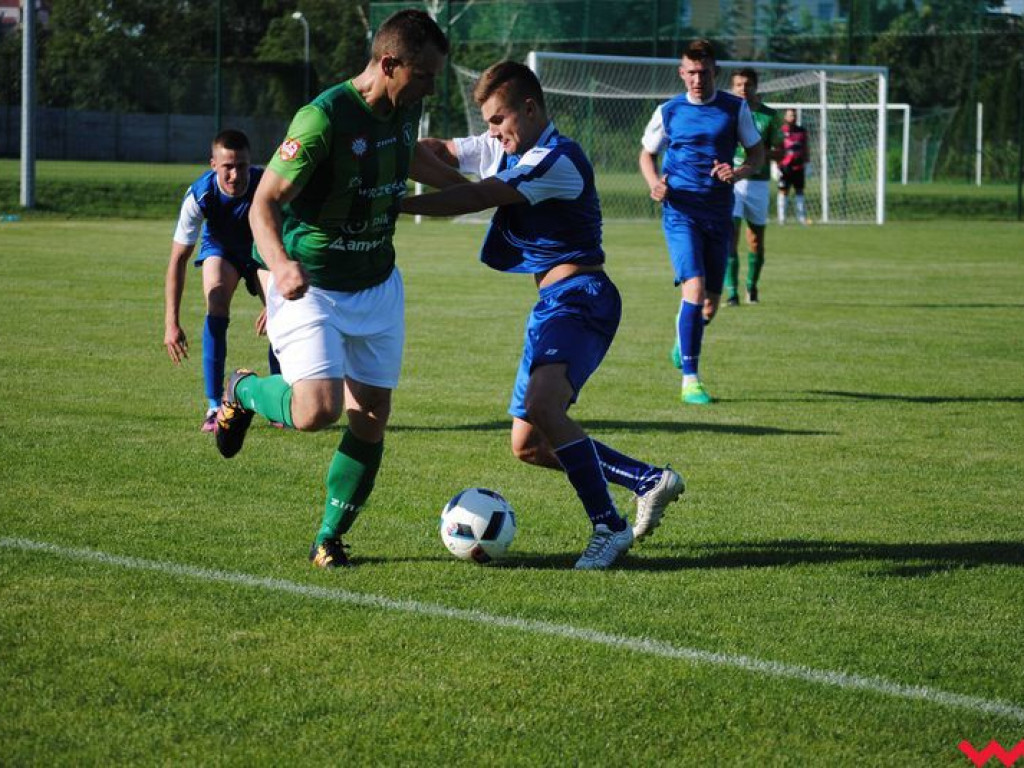 Komplet punktów Victorii w pojedynku z Białym Orłem, kluczowy zawodnik wrześnian z chęcią opuszczenia klubu (galeria)