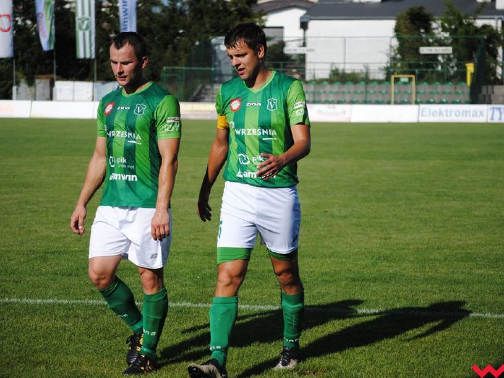 Komplet punktów Victorii w pojedynku z Białym Orłem, kluczowy zawodnik wrześnian z chęcią opuszczenia klubu (galeria)