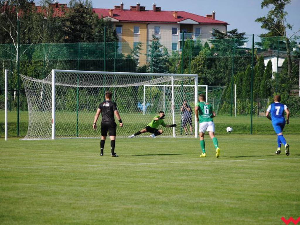 Komplet punktów Victorii w pojedynku z Białym Orłem, kluczowy zawodnik wrześnian z chęcią opuszczenia klubu (galeria)