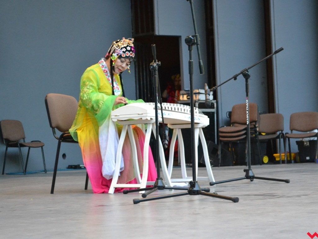 Wszystkie kolory folkloru w amfiteatrze