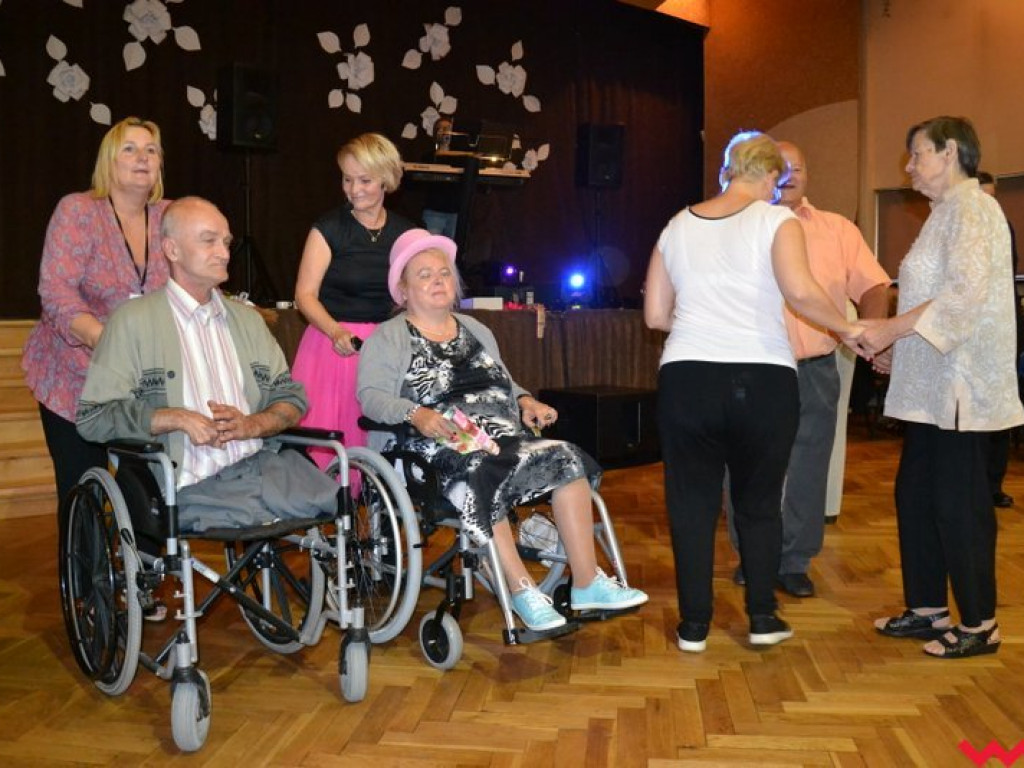 Można nie mieć domu, rodziny, zdrowia i wciąż cieszyć się życiem