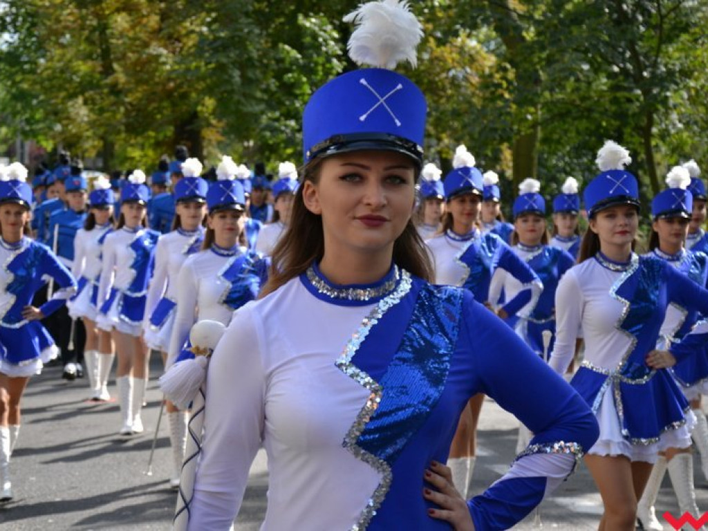 W marszu, w tańcu i na leżąco. Orkiestry znowu opanowały Wrześnię