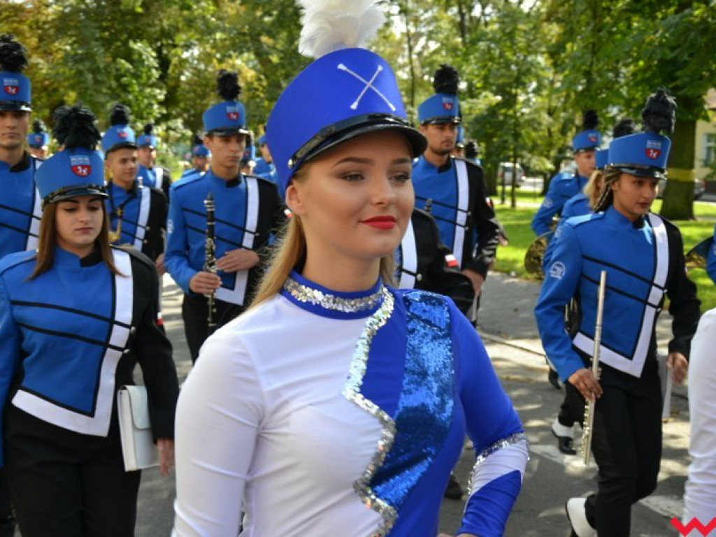 W marszu, w tańcu i na leżąco. Orkiestry znowu opanowały Wrześnię