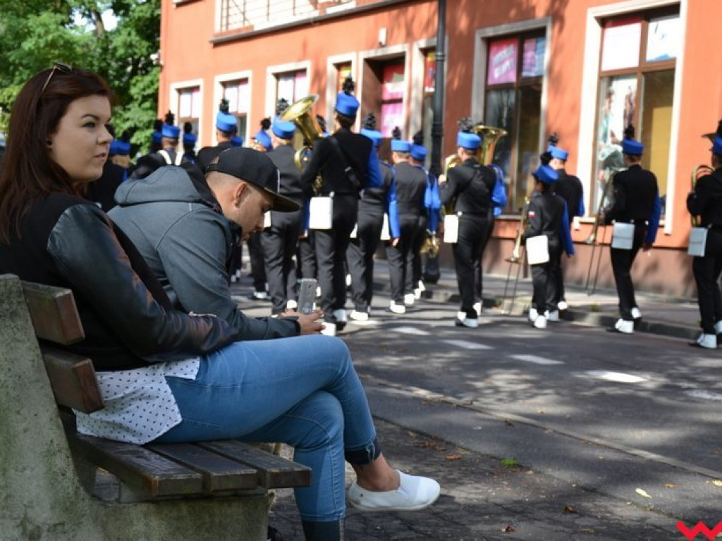 W marszu, w tańcu i na leżąco. Orkiestry znowu opanowały Wrześnię