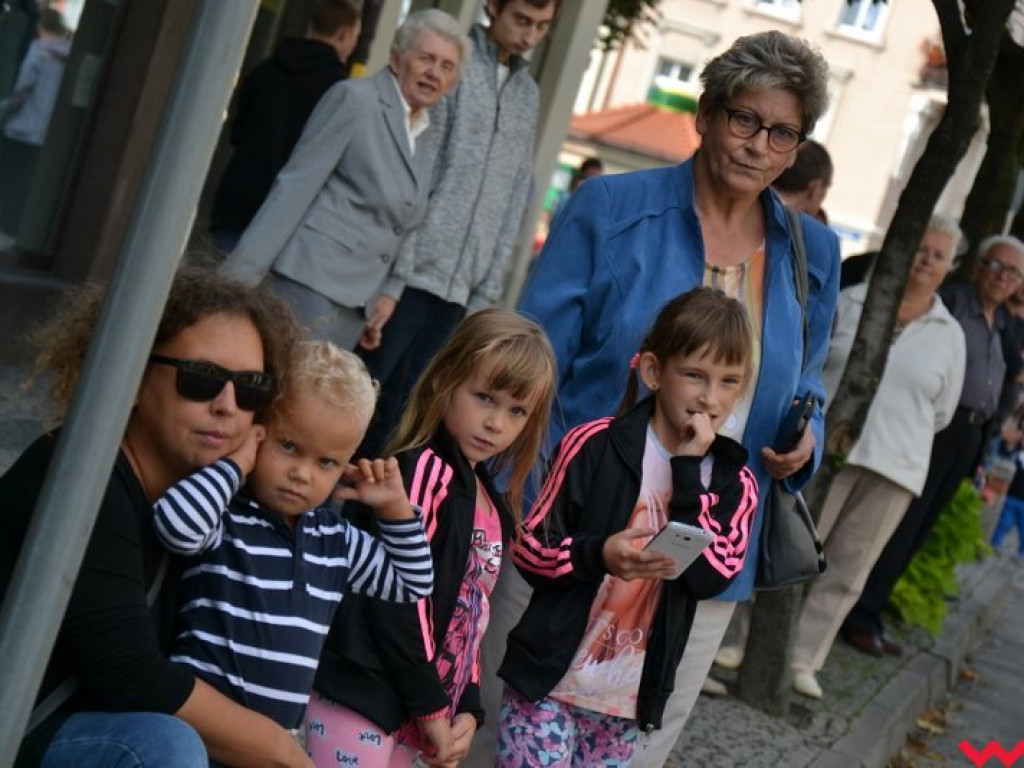 W marszu, w tańcu i na leżąco. Orkiestry znowu opanowały Wrześnię