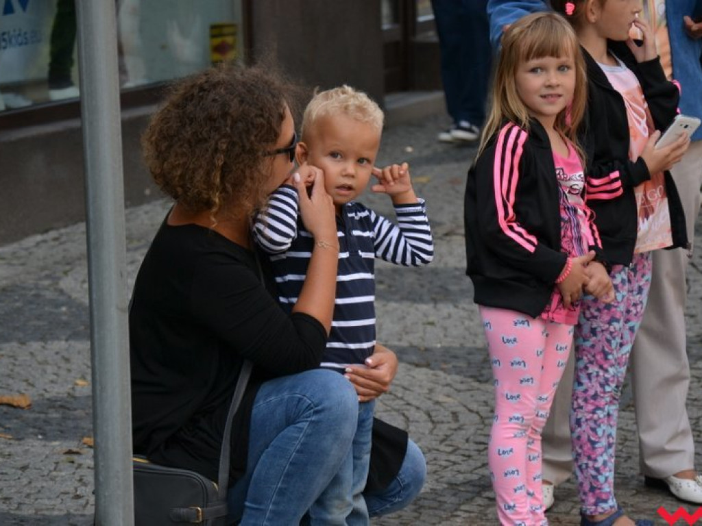 W marszu, w tańcu i na leżąco. Orkiestry znowu opanowały Wrześnię