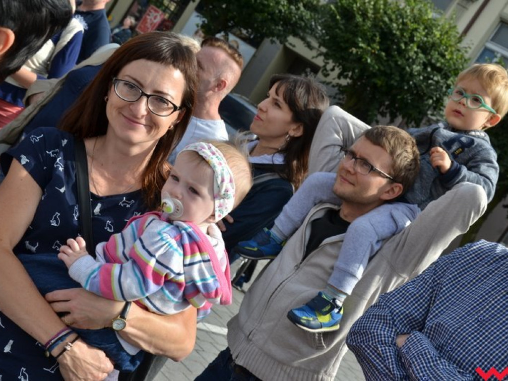 W marszu, w tańcu i na leżąco. Orkiestry znowu opanowały Wrześnię