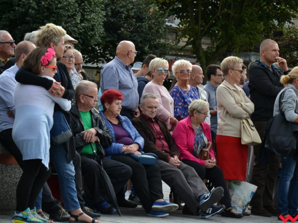 W marszu, w tańcu i na leżąco. Orkiestry znowu opanowały Wrześnię