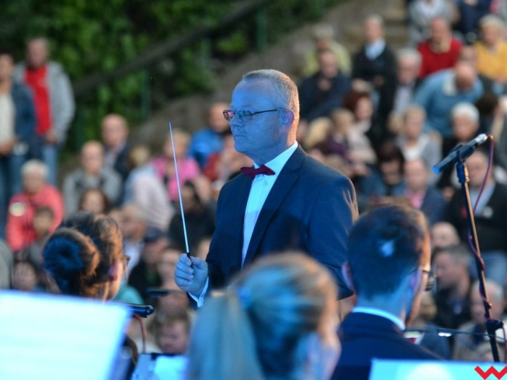 Werwa, sznyt, polot, luz, czyli Wrzesińska Orkiestra Dęta i Krystyna Prońko