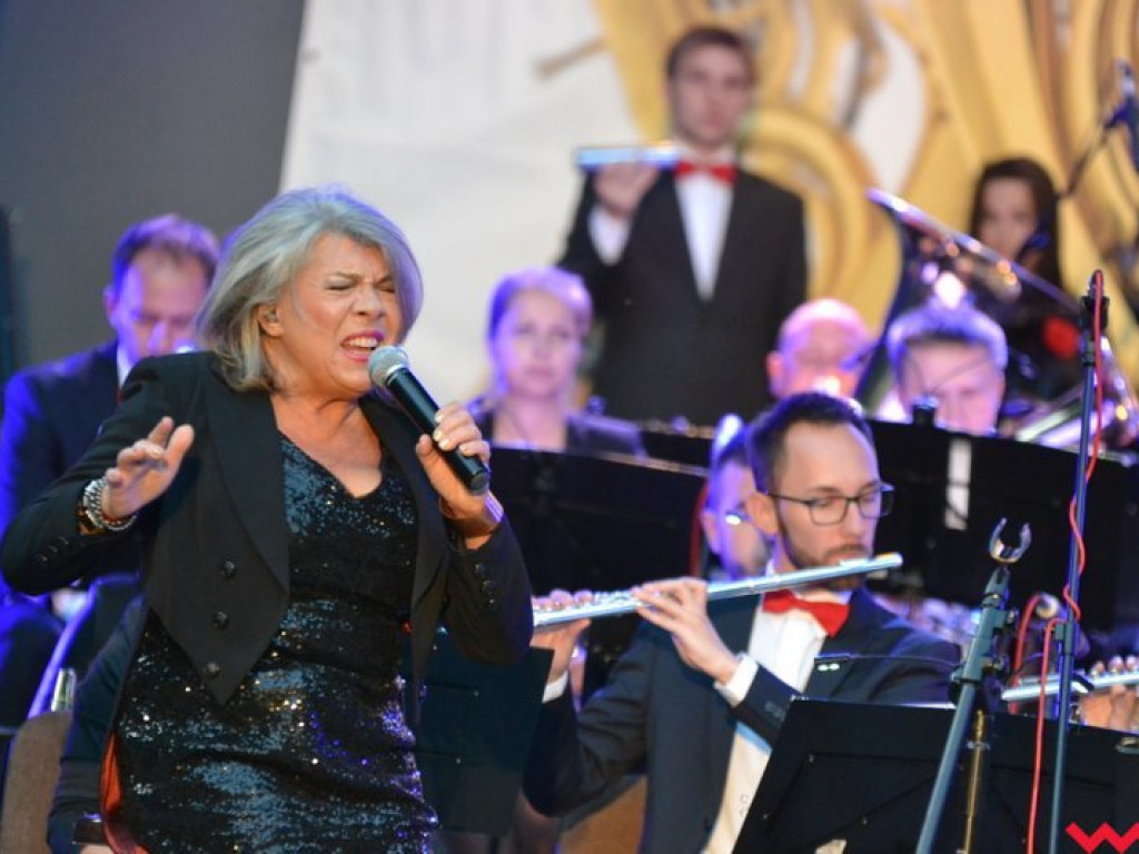 Werwa, sznyt, polot, luz, czyli Wrzesińska Orkiestra Dęta i Krystyna Prońko