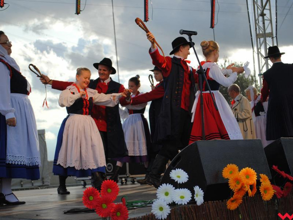 Po wielu latach przerwy Kaczanowo znowu było gospodarzem dożynek gminnych