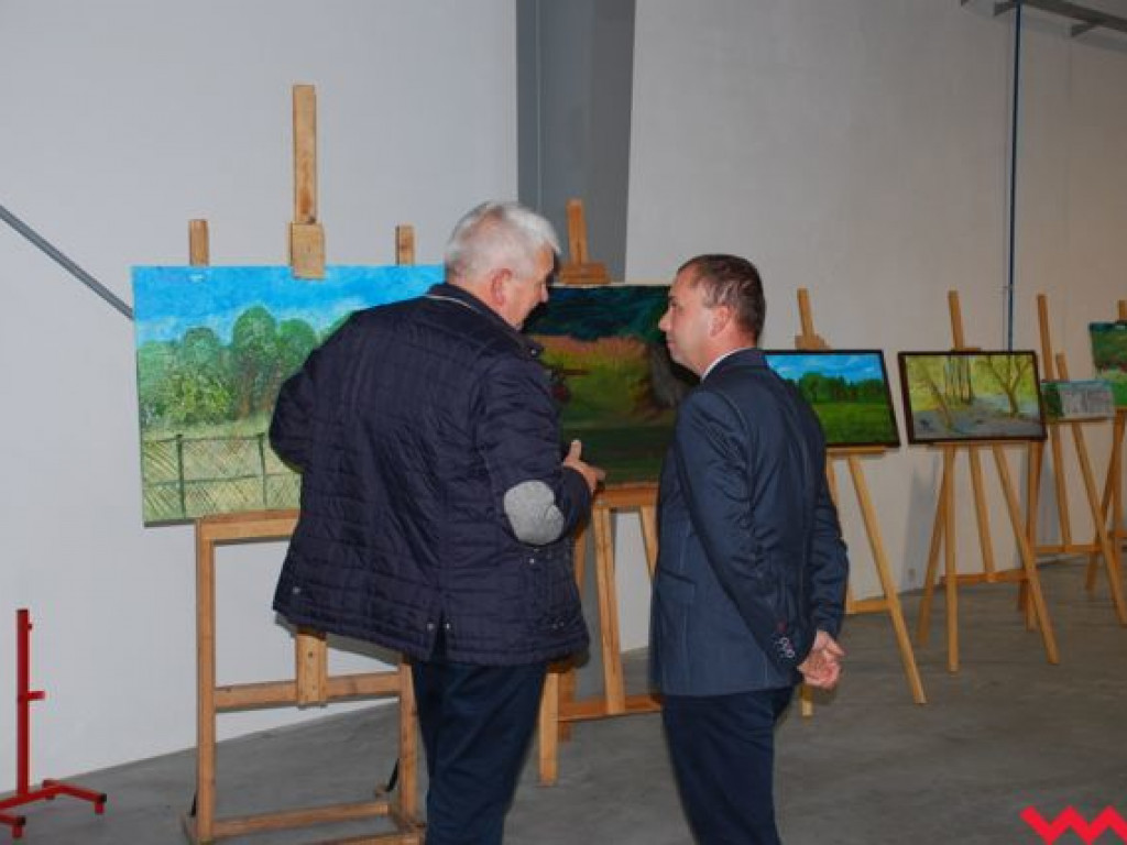 Krajobraz Starczanowa do podziwiania w firmie Ricor