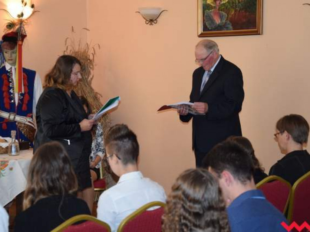 Narodowe Czytanie „Wesela” Stanisława Wyspiańskiego w Kołaczkowie, czyli  przypomnienie przesłania ze szkolnej lektury