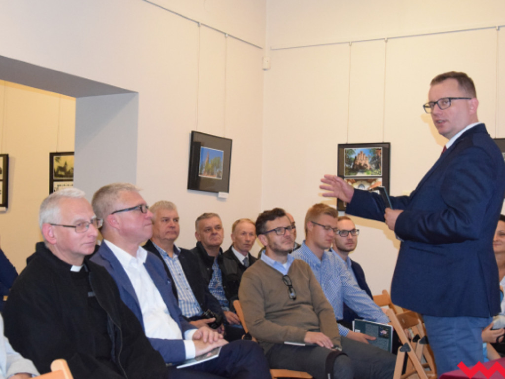 Niewiele zostało po wrzesińskich ewangelikach, zniszczone cmentarze i kościoły. Próba przywrócenia pamięci o lokalnym dziedzictwie