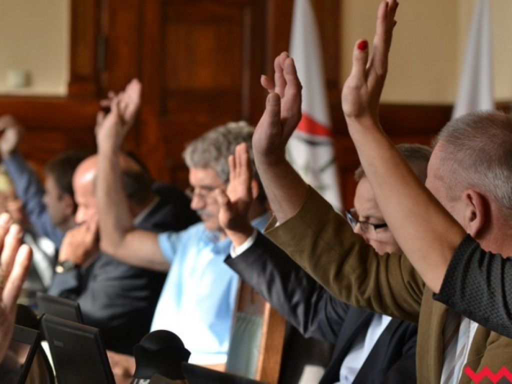 Nerwowa sesja wrzesińskiej rady. Wrócił temat skażenia wody