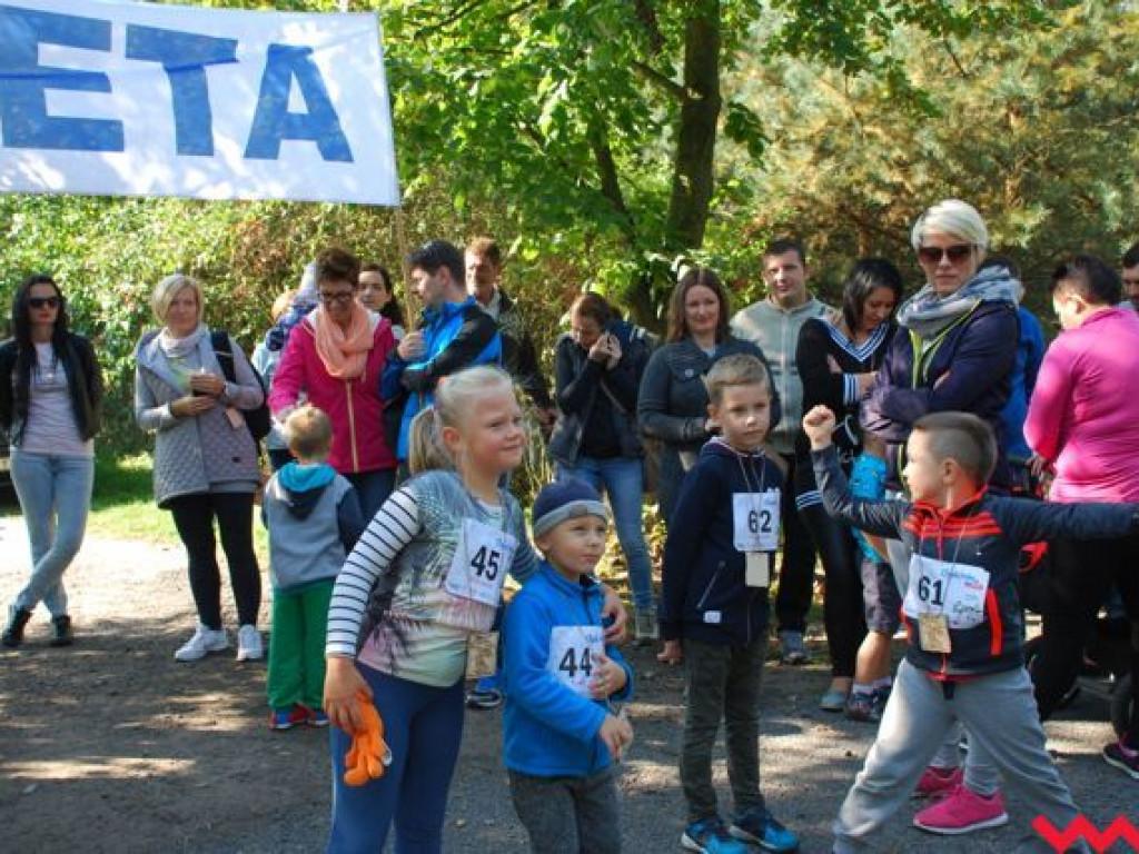 Niedziela na sportowo. Za nami Olęderska Mila. Dopisała pogoda i biegacze