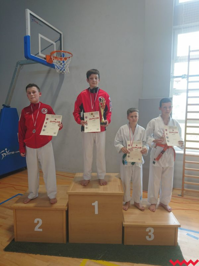 Zawodnicy WWK rozpoczęli sezon, wrześnianie z medalami wywalczonymi w Kościanie (galeria)