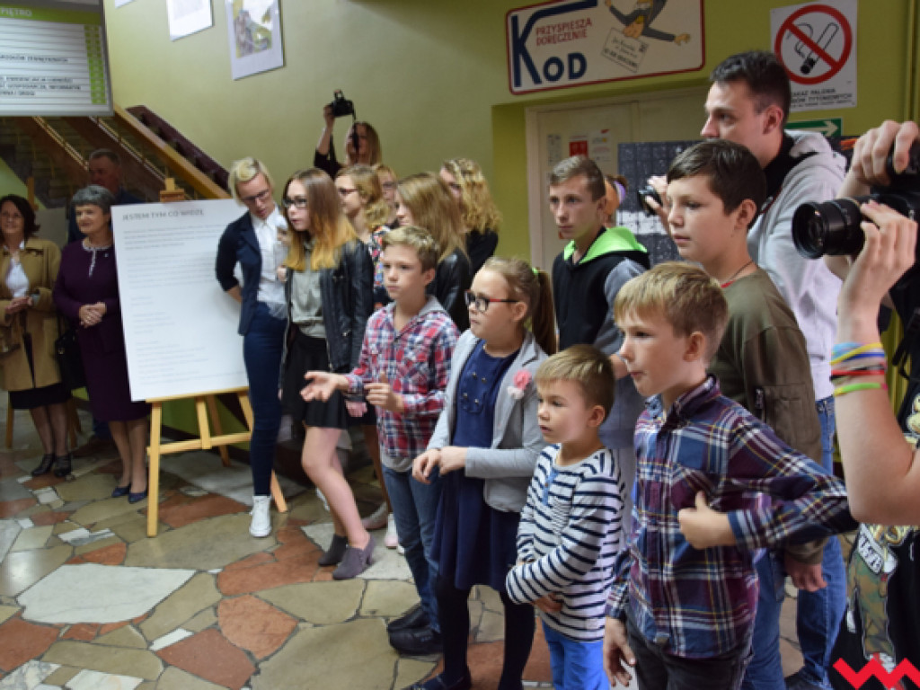 Portrety młodych fotografów z placówek wychowawczych. Otwarcie wystawy „Jestem tym co widzę”