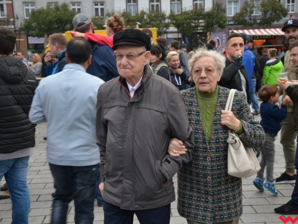 Wielkie żarcie na wrzesińskim rynku! Dla każdego coś dobrego