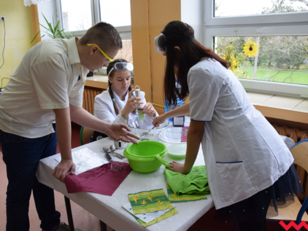 Wizytacja studyjna zakończona sukcesem. Szkoła Podstawowa w Bieganowie otrzyma certyfikat Szkoły Promującej Zdrowie