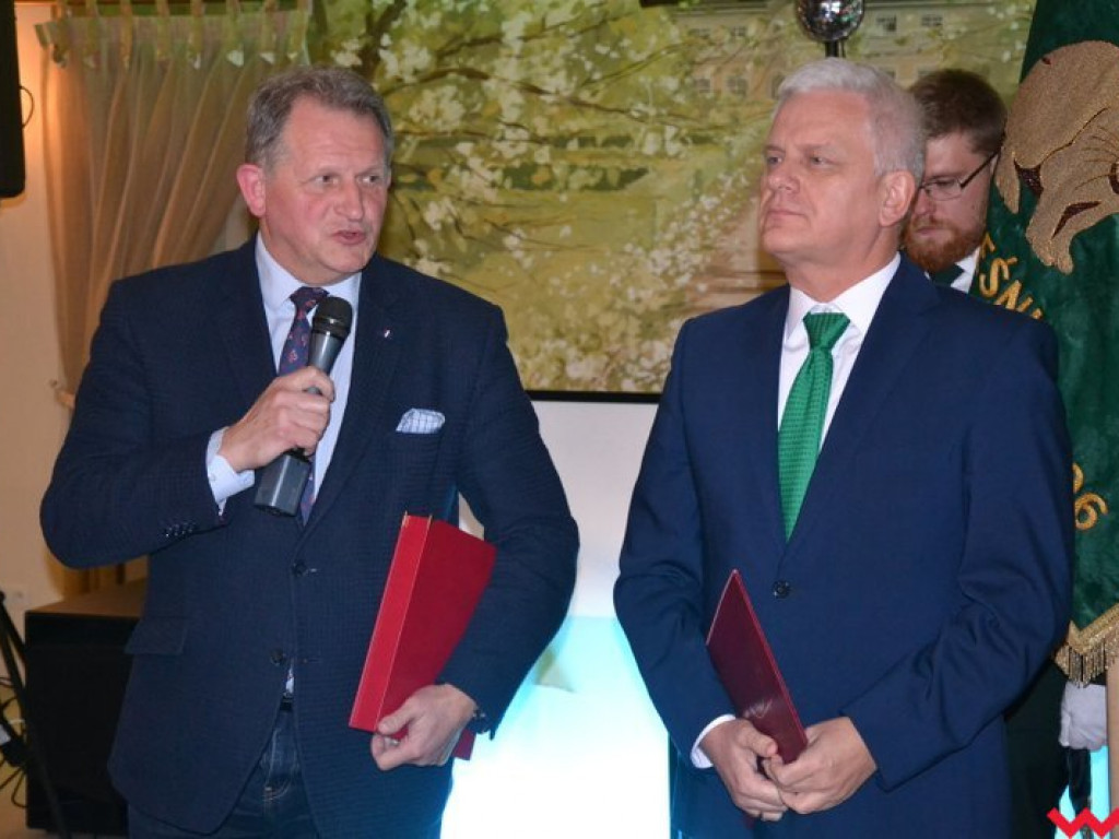 Bez nich dziki i sarny biegałyby po ulicach Wrześni. Myśliwi z „Szaraka” uczcili 70-lecie