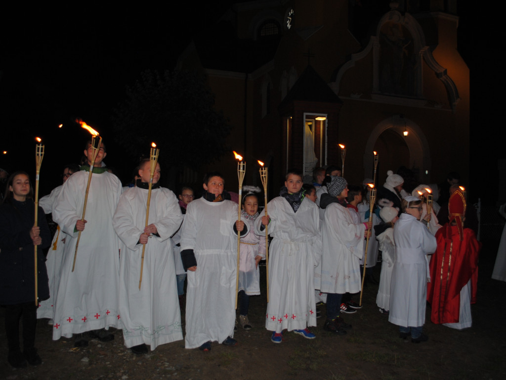 Zamiast na Halloween do kościoła. Noc Wszystkich Świętych w Nekli