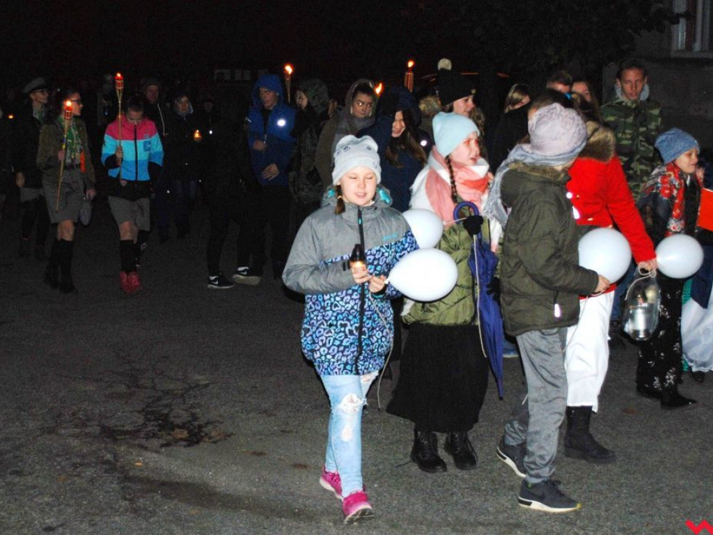 Noc Świętych. Święci zamiast straszydeł