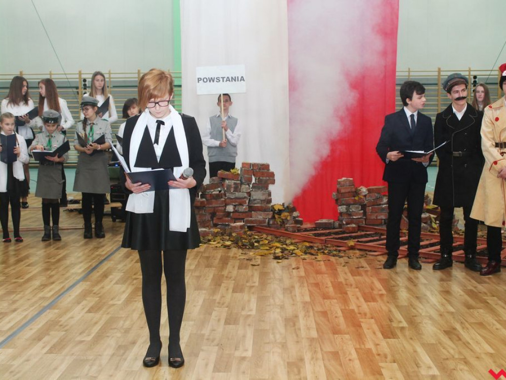 Święto Niepodległości w Zespole Szkolno - Przedszkolnym w Pyzdrach