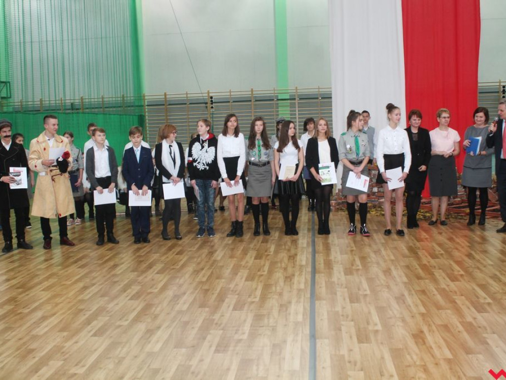 Święto Niepodległości w Zespole Szkolno - Przedszkolnym w Pyzdrach