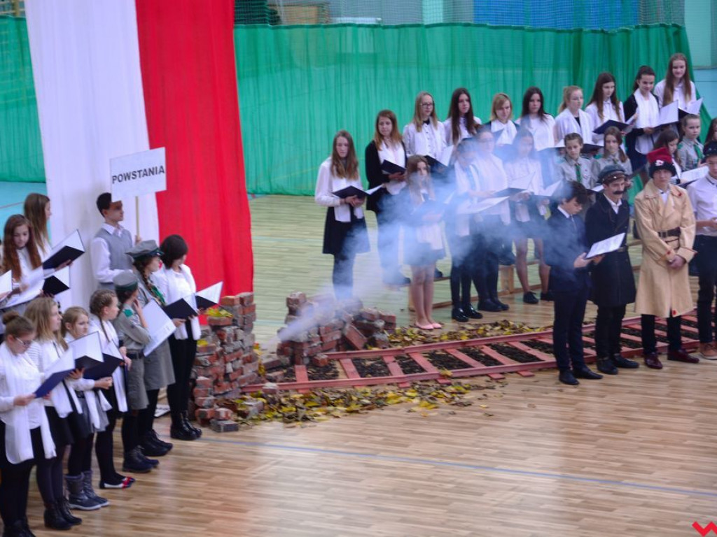 Święto Niepodległości w Zespole Szkolno - Przedszkolnym w Pyzdrach