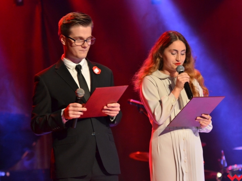 Rockowo i tradycyjnie – młodym głosem o wolności