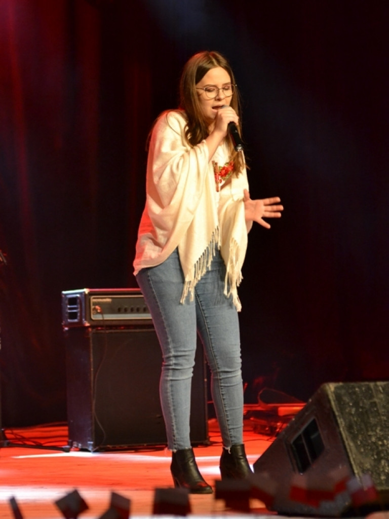 Rockowo i tradycyjnie – młodym głosem o wolności