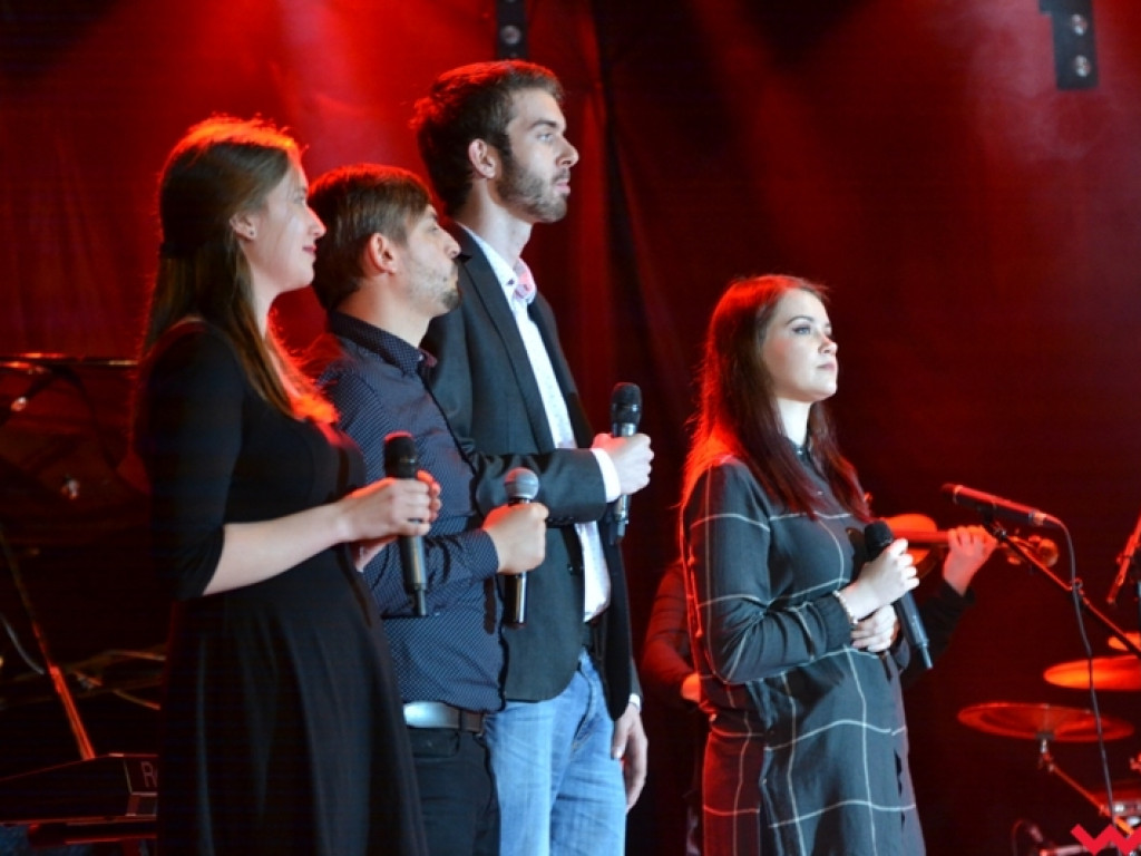 Rockowo i tradycyjnie – młodym głosem o wolności