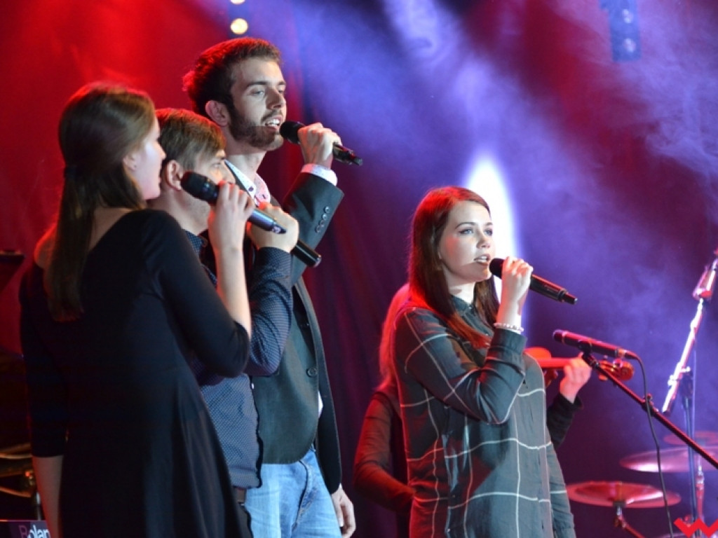 Rockowo i tradycyjnie – młodym głosem o wolności