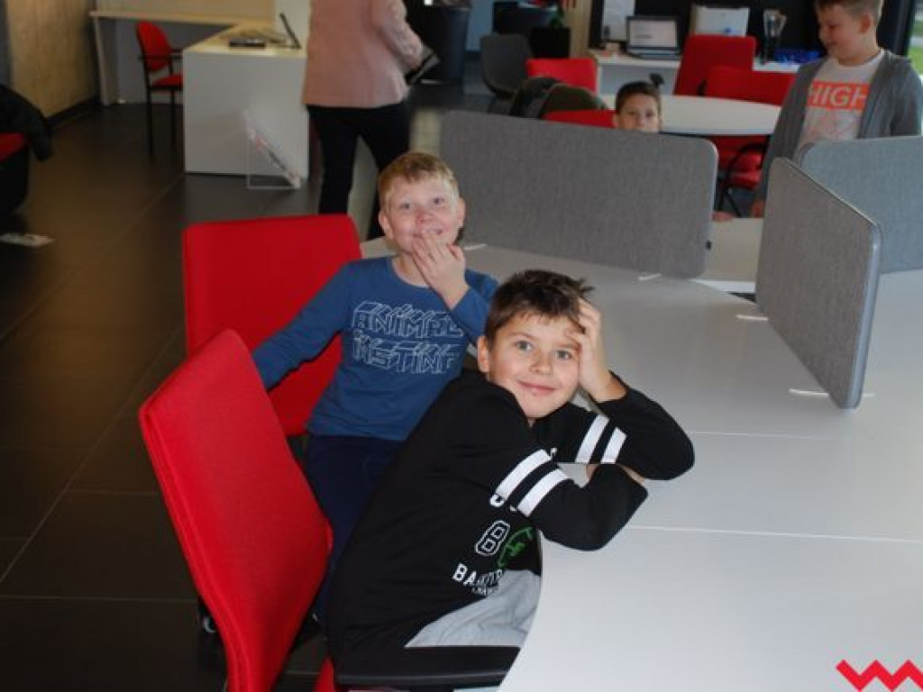 Zarażamy miłością do dziennikarstwa młode pokolenie! Dzieciaki z „szóstki