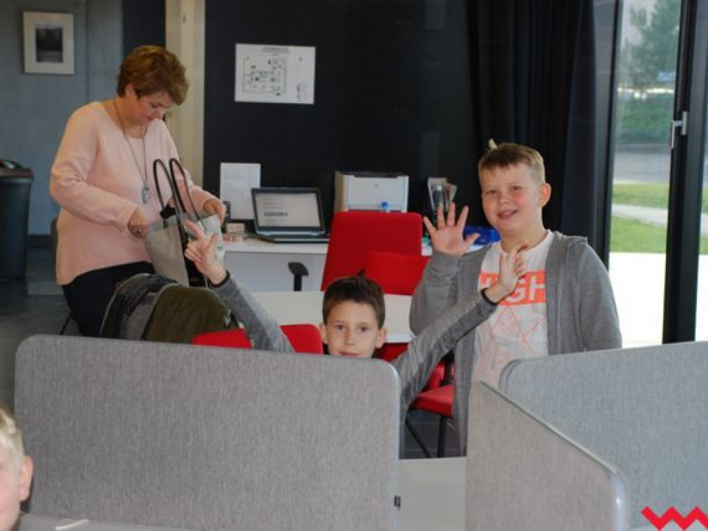 Zarażamy miłością do dziennikarstwa młode pokolenie! Dzieciaki z „szóstki