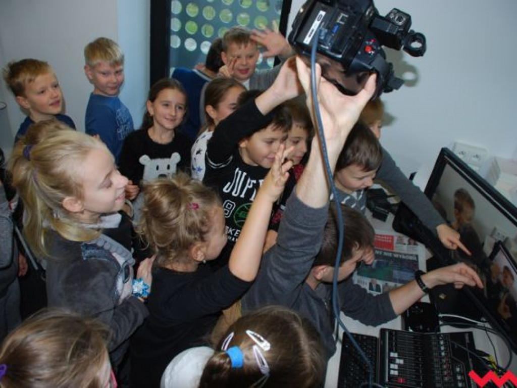 Zarażamy miłością do dziennikarstwa młode pokolenie! Dzieciaki z „szóstki