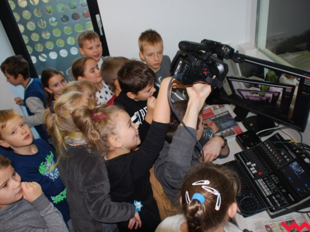 Zarażamy miłością do dziennikarstwa młode pokolenie! Dzieciaki z „szóstki