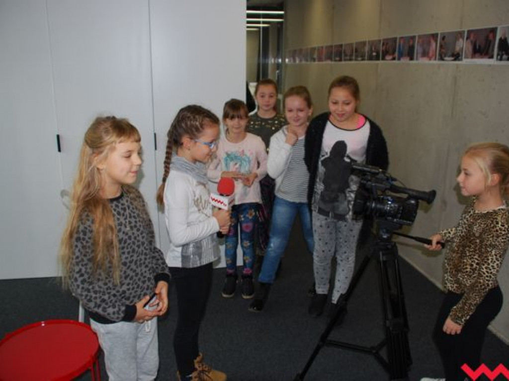 Zarażamy miłością do dziennikarstwa młode pokolenie! Dzieciaki z „szóstki