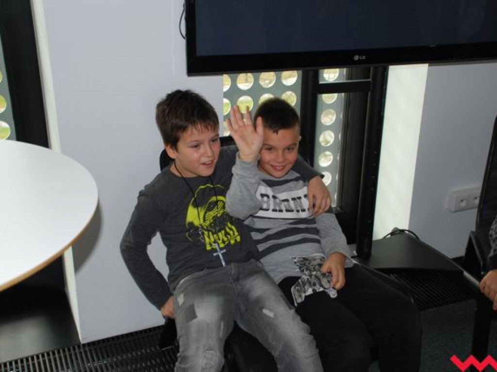 Zarażamy miłością do dziennikarstwa młode pokolenie! Dzieciaki z „szóstki