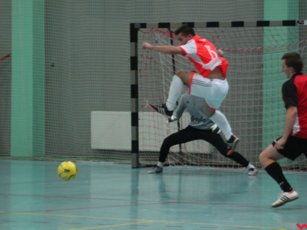 Wystartowała Halowa Liga Piłki Nożnej o Puchar Burmistrza Pyzdr