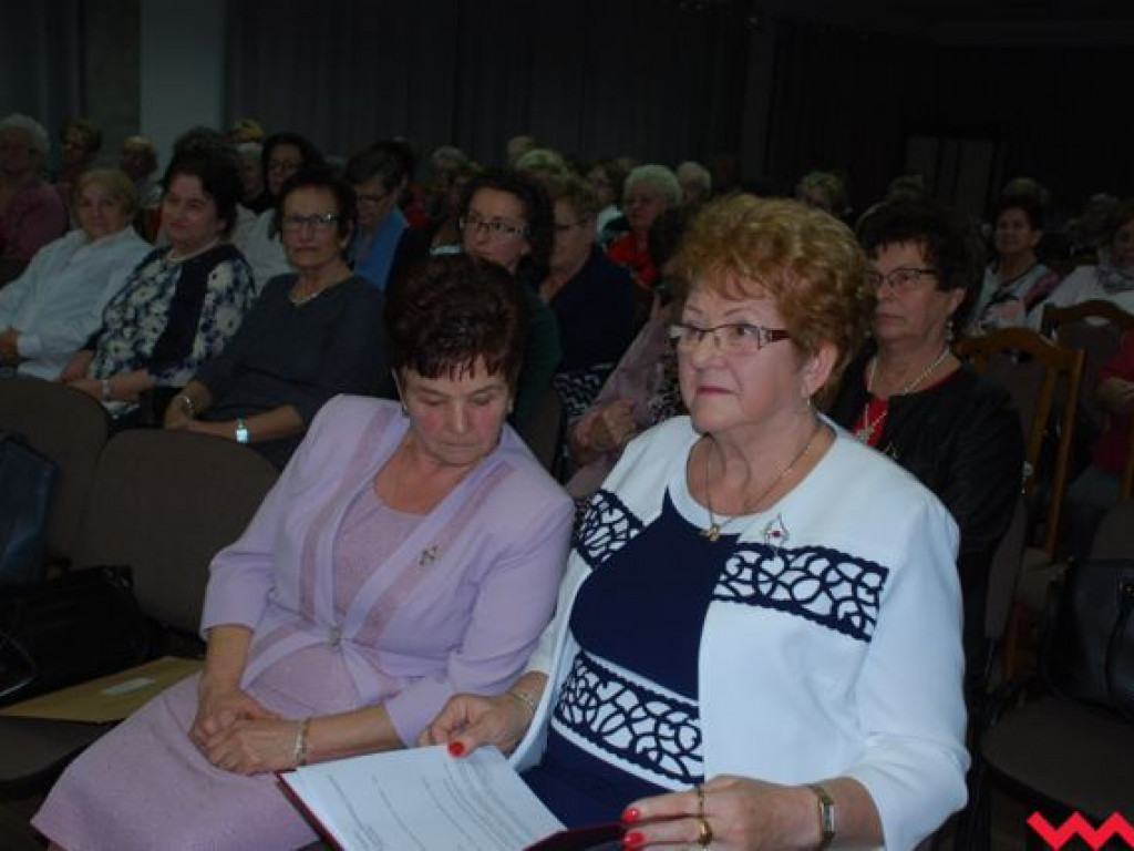 Nekielskie Amazonki świętują i namawiają do profilaktyki