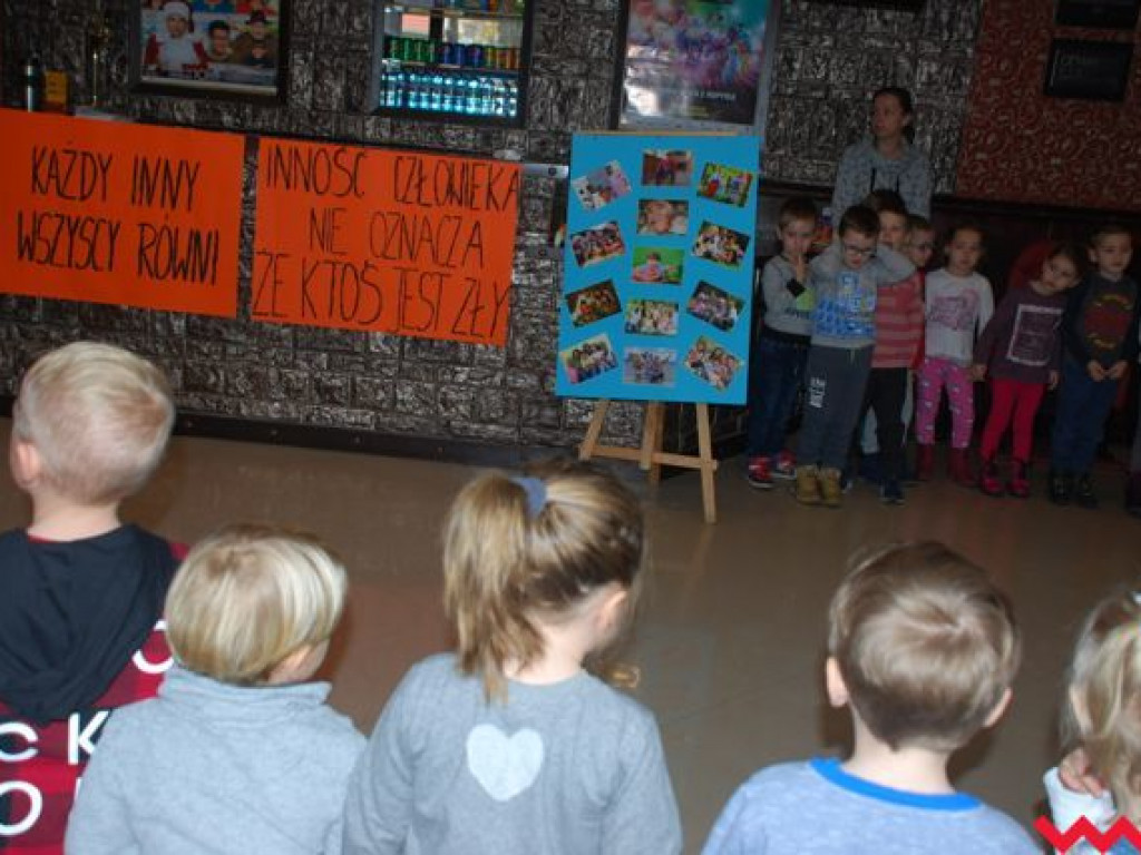 Każdy jest inny i wszyscy są równi. Przedszkolaki świętowały Międzynarodowy Dzień Tolerancji