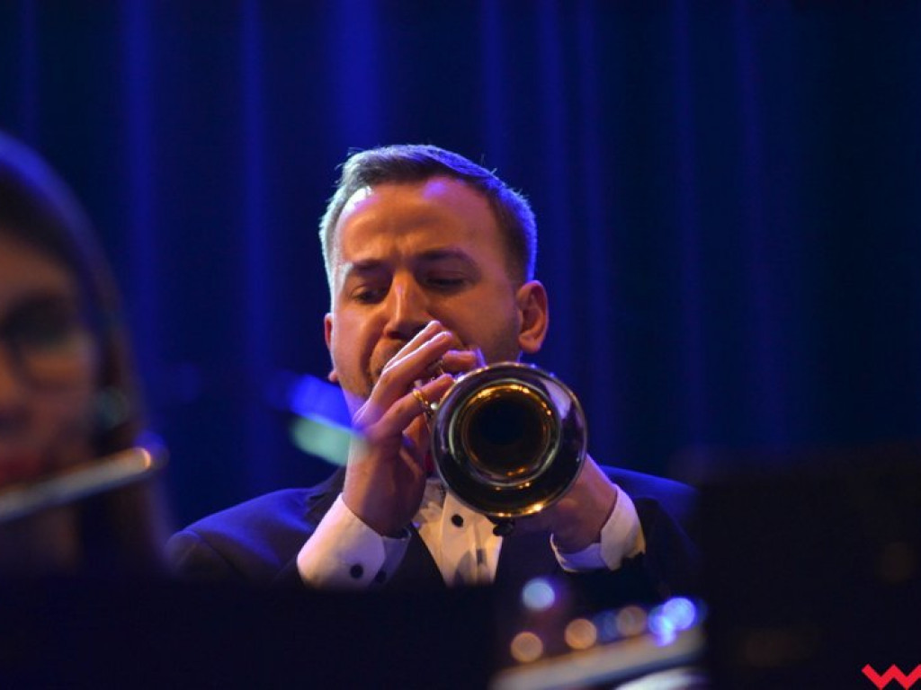 Po co nam Włodek Pawlik, gdy mamy taką orkiestrę! Jesienny koncert nie zawiódł oczekiwań