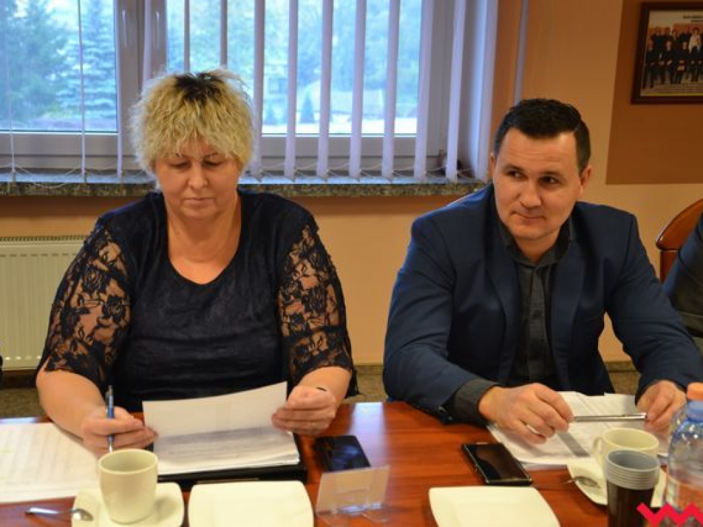 Barszcz nie chce nowego stadionu. Ważniejsze dla niego jest zrobienie „wejścia do chlewu”