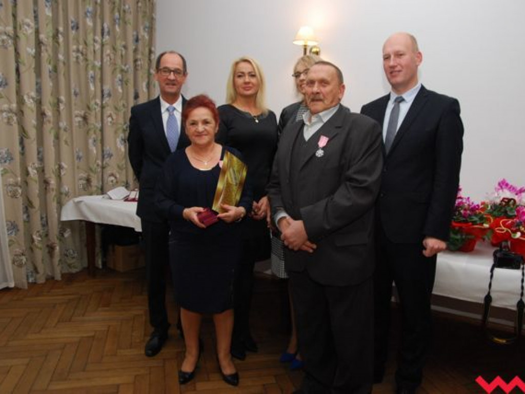 50 lat małżeństwa za nimi! Wśród odznaczonych były dyrektor wrzesińskiego ogólniaka