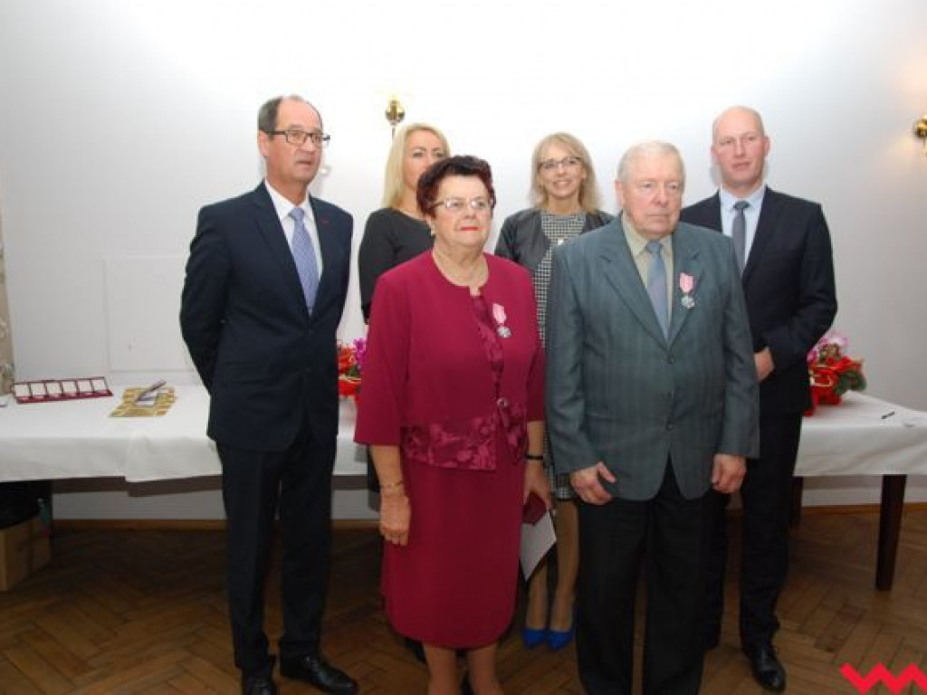 50 lat małżeństwa za nimi! Wśród odznaczonych były dyrektor wrzesińskiego ogólniaka