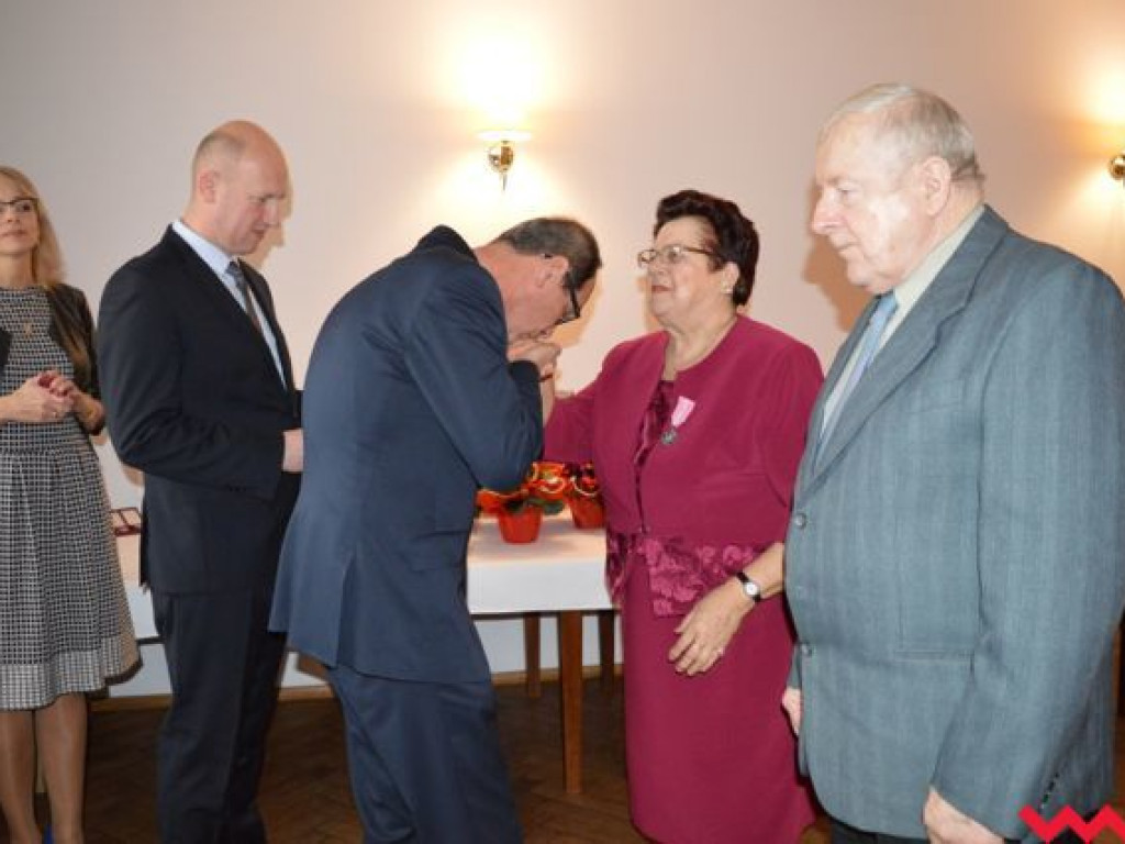 50 lat małżeństwa za nimi! Wśród odznaczonych były dyrektor wrzesińskiego ogólniaka