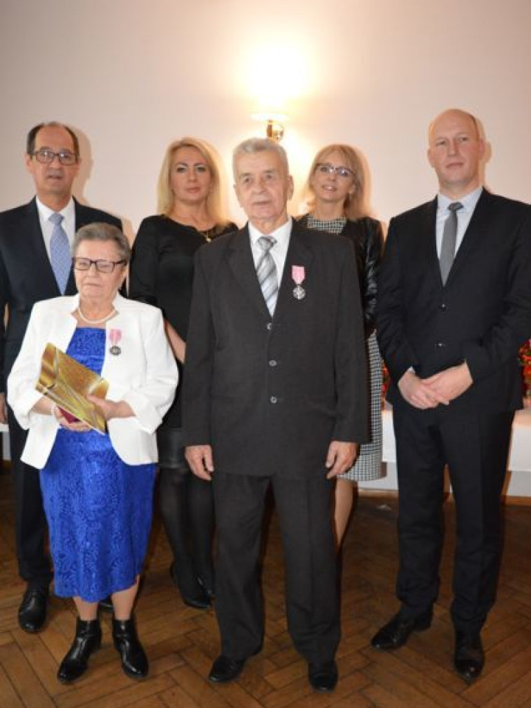 50 lat małżeństwa za nimi! Wśród odznaczonych były dyrektor wrzesińskiego ogólniaka